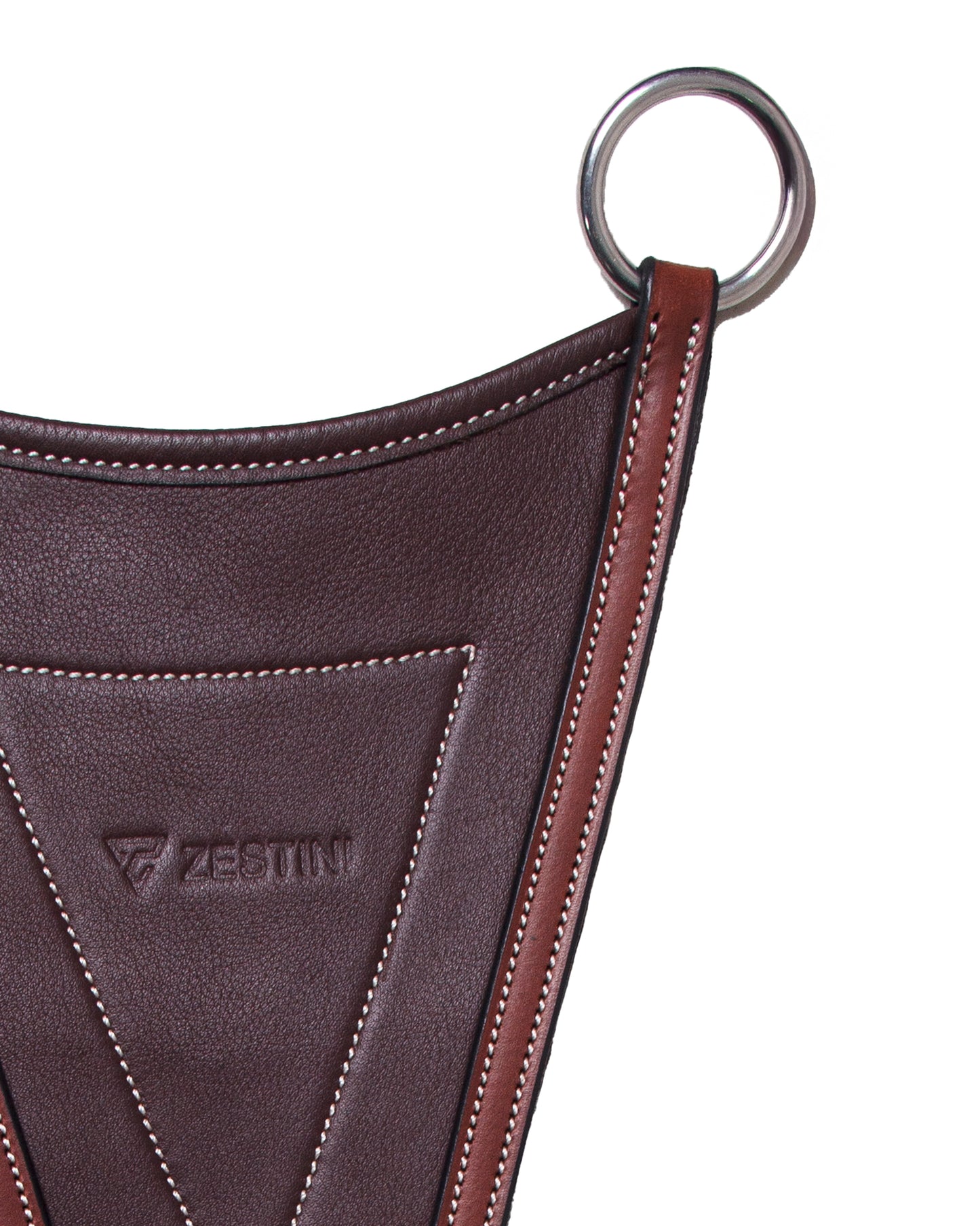 Accesorio Martingala con babero central elevado