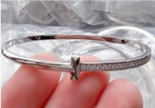 Brazalete estrecho de diamantes