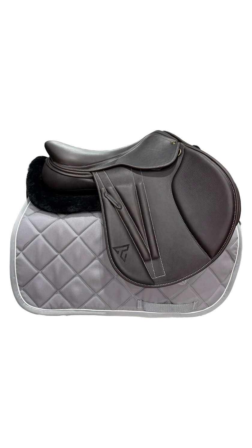 Majestic Jumping Saddle